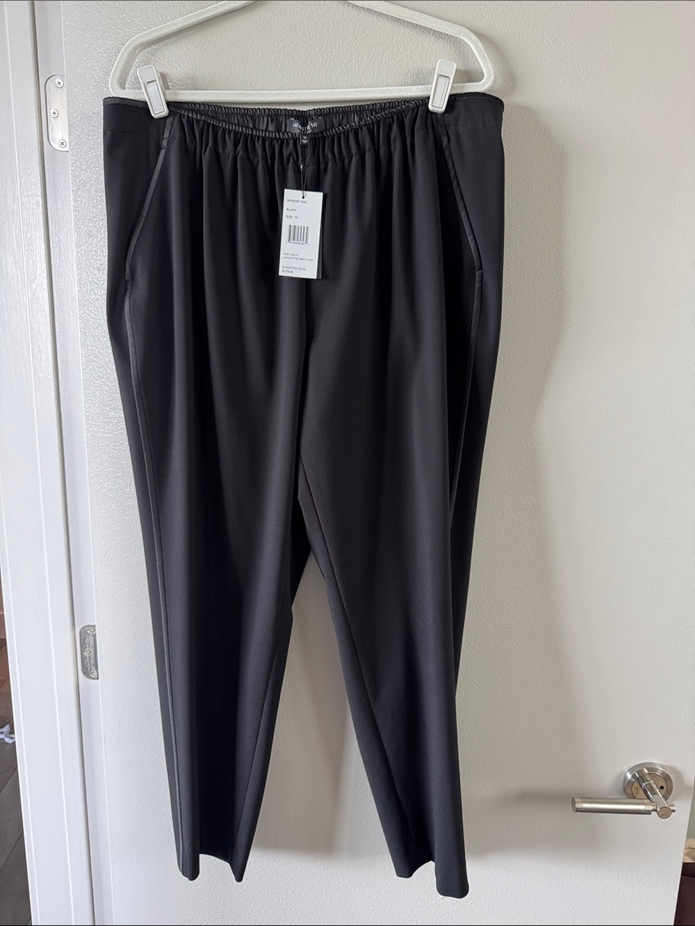Women’s Lafayette 148 Black Elastic-Waist Dress Pants